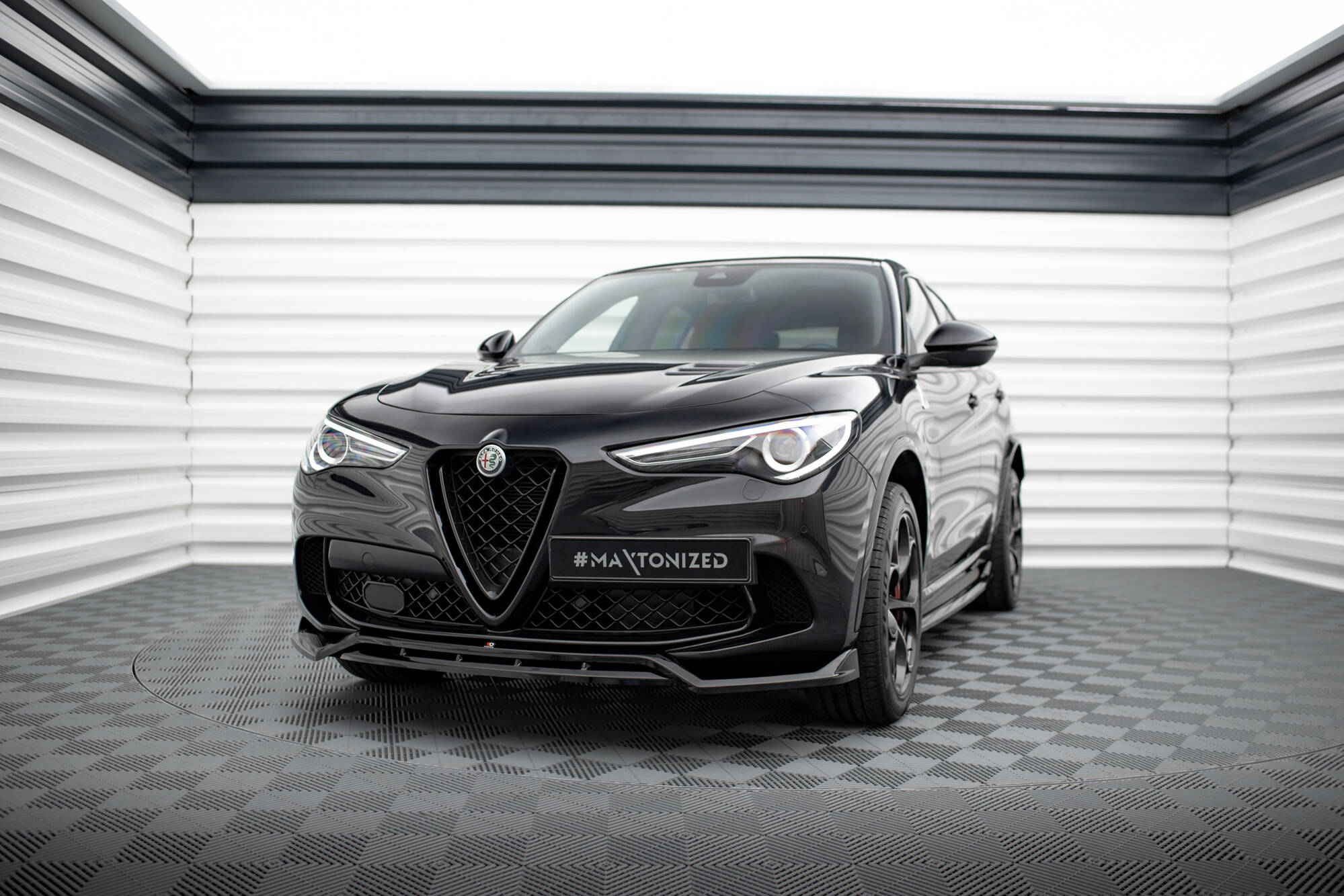 Front Splitter Alfa Romeo Stelvio Quadrifoglio Mk1 - 2