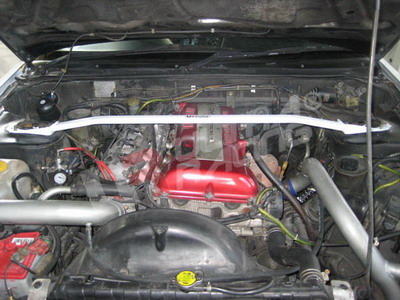 NISSAN S13 89-94 SR20DET ULTRARACING FRONT UPPER STRUTBAR