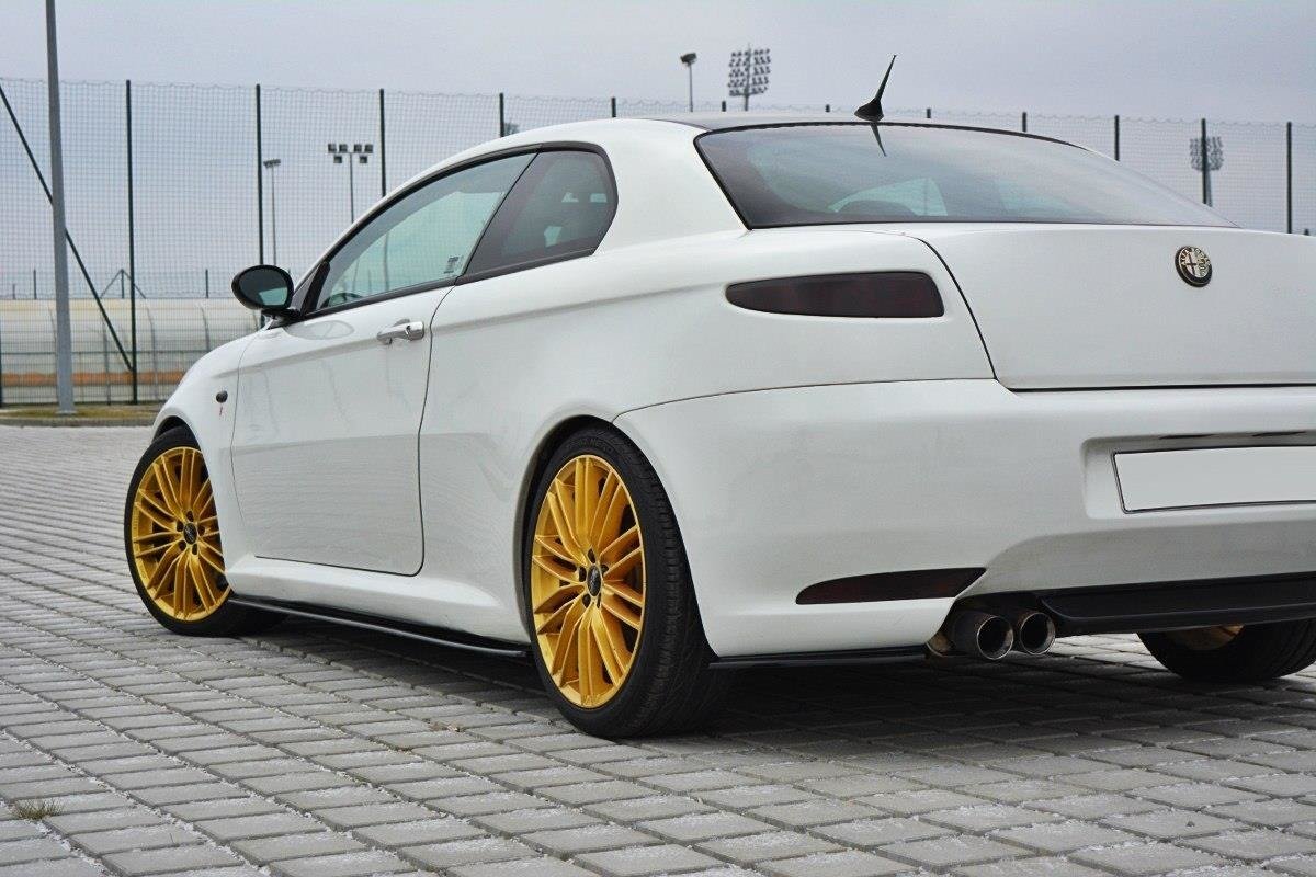 Rear Side Splitters Alfa Romeo GT (2004-2010) - 2