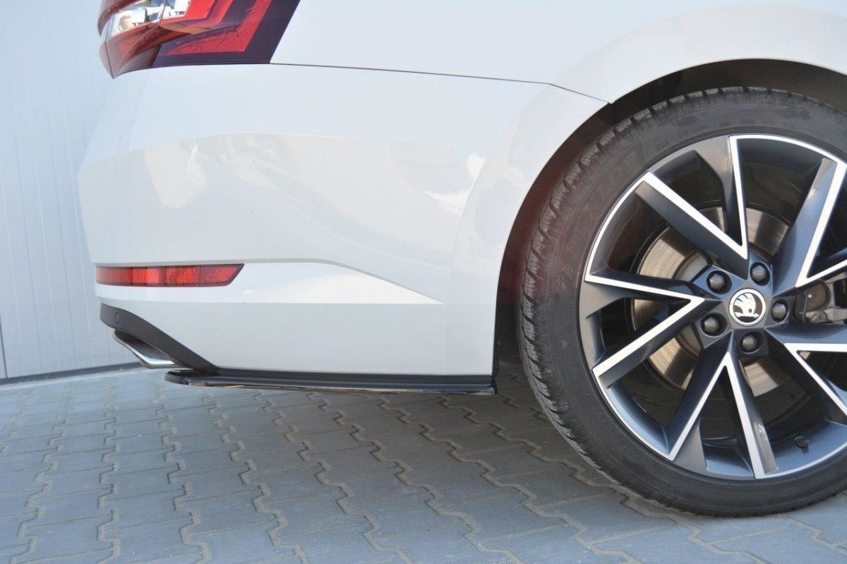 REAR SIDE SPLITTERS SKODA SUPERB III - 4