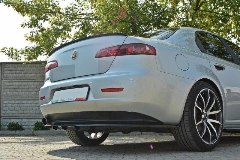 Central Rear Splitter Alfa Romeo 159 (With Vertical Bars) - 5