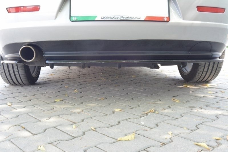 Central Rear Splitter Alfa Romeo 159 (With Vertical Bars) - 6