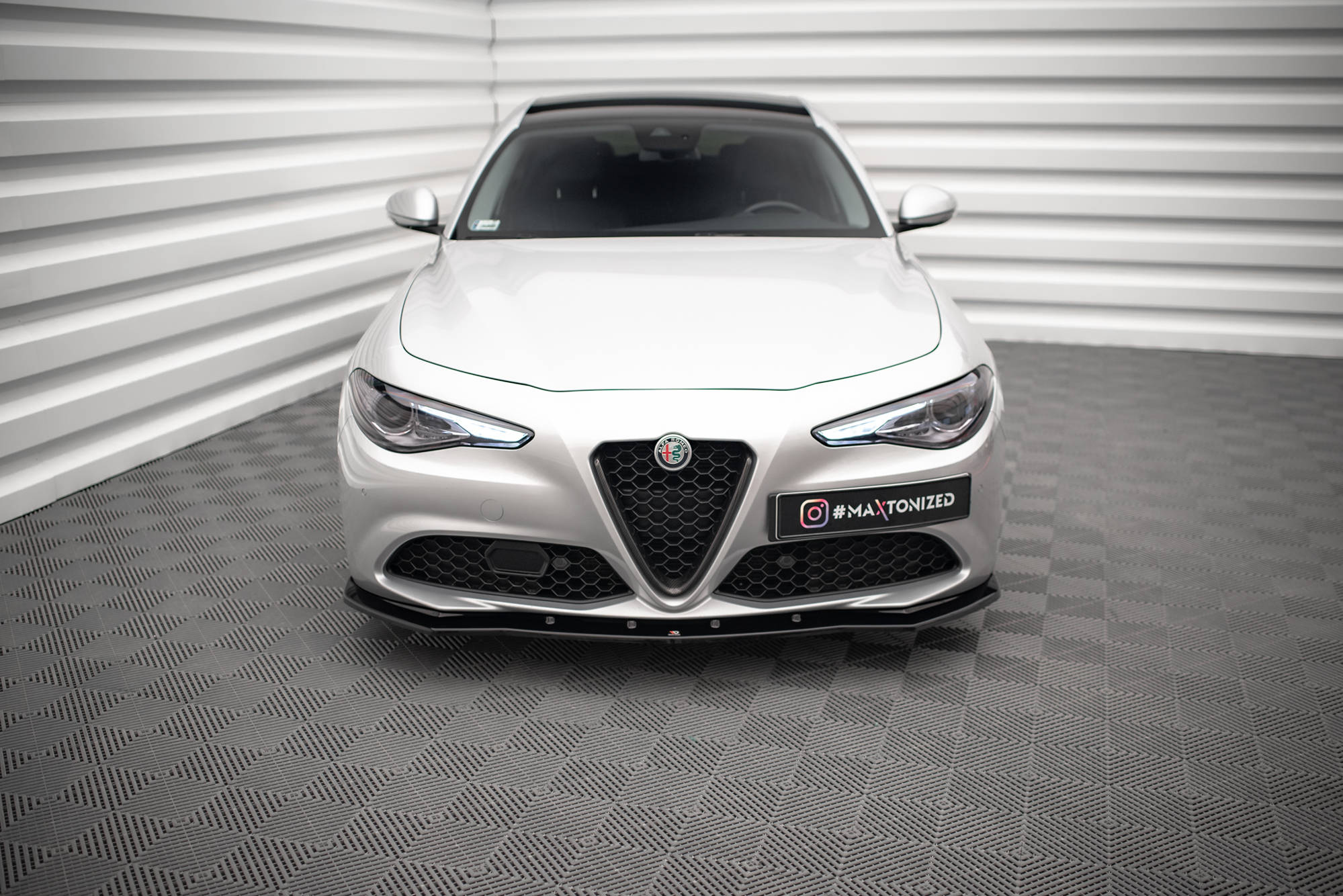 Front Splitter V.1 Alfa Romeo Giulia Sport - 2