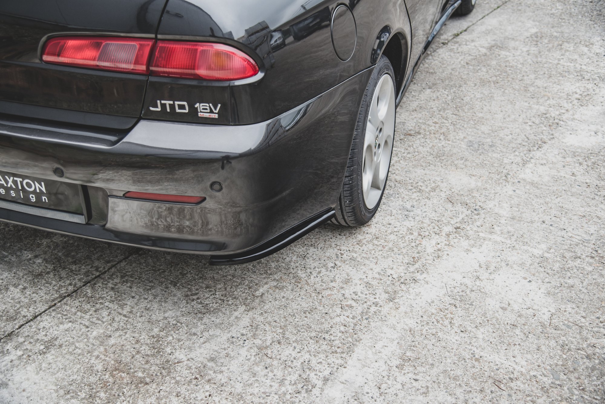 Rear Side Splitters Alfa Romeo 156 SW Facelift (2003-2006) - 3