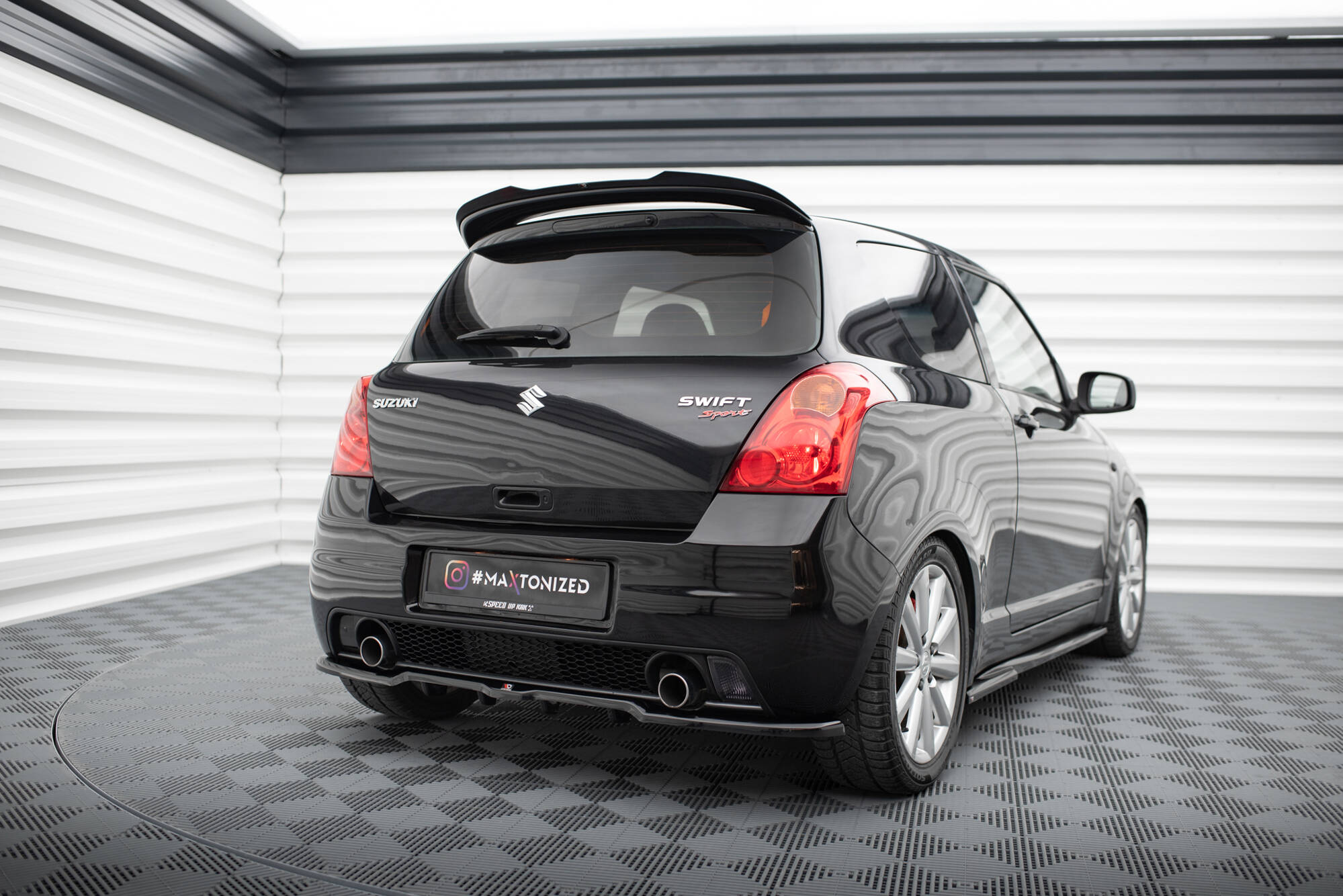 Spoiler CAP Suzuki Swift Sport Mk4 - 3