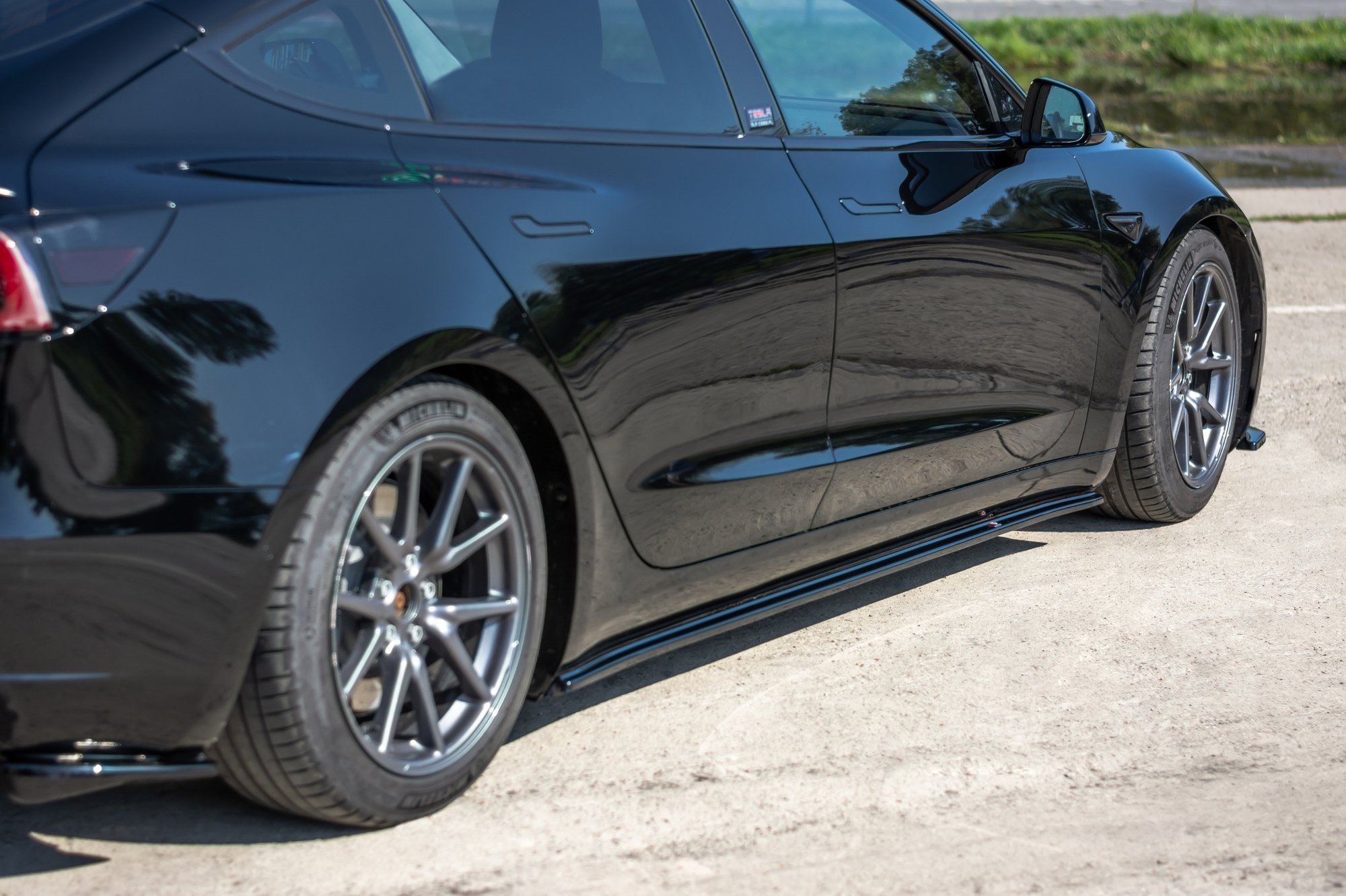 Side Skirts Diffusers Tesla Model 3 - 3