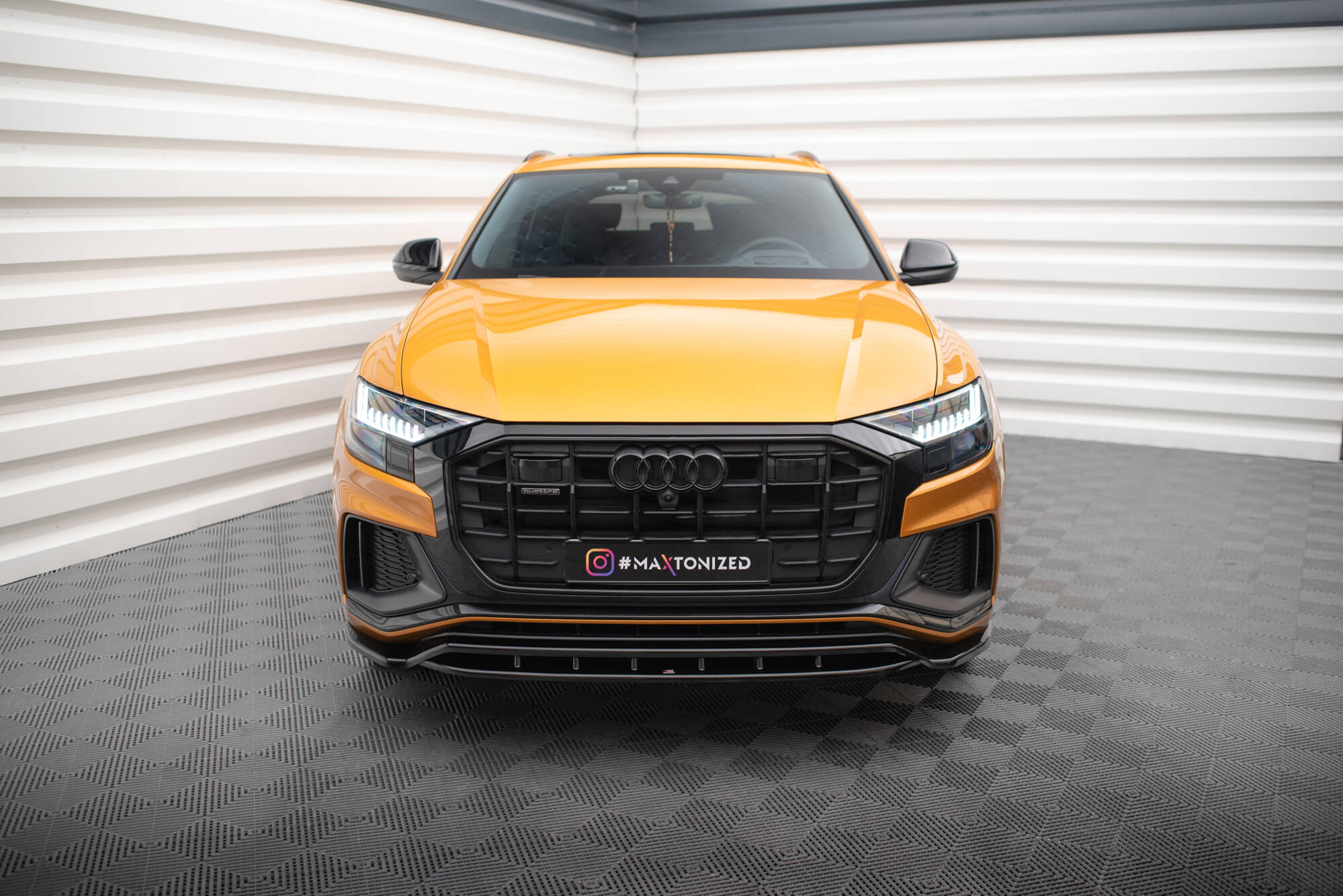 Front Splitter V.1 Audi Q8 S-Line / SQ8 Mk1 - 2