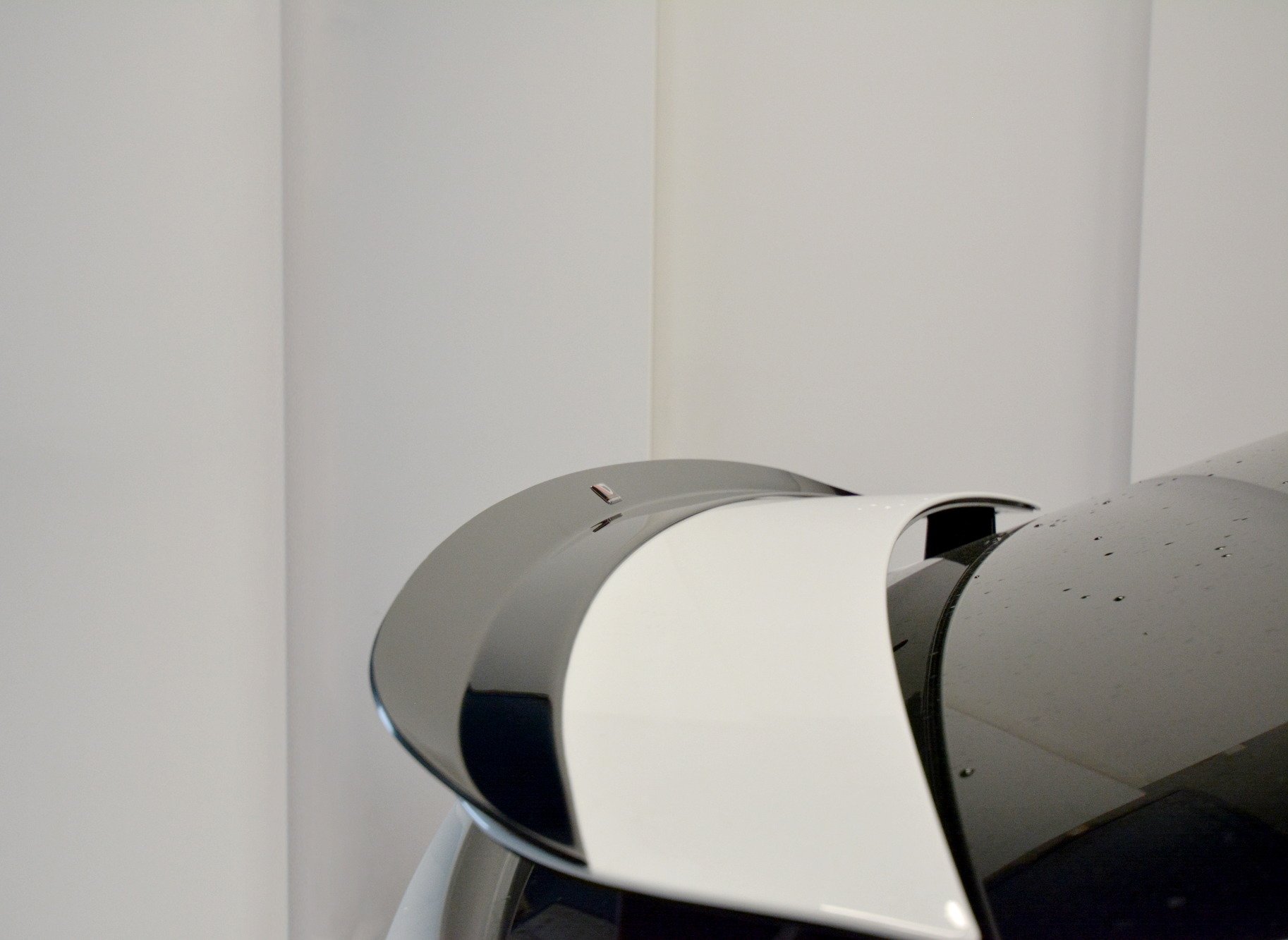 Spoiler CAP V.2 Tesla Model X - 2