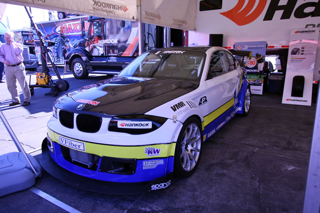 BMW 1 E81/E82 3D/2D 08-11 SEIBON BM CARBON HOOD - 3