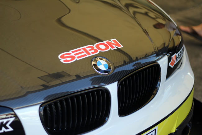 BMW 1 E81/E82 3D/2D 08-11 SEIBON BM CARBON HOOD - 2