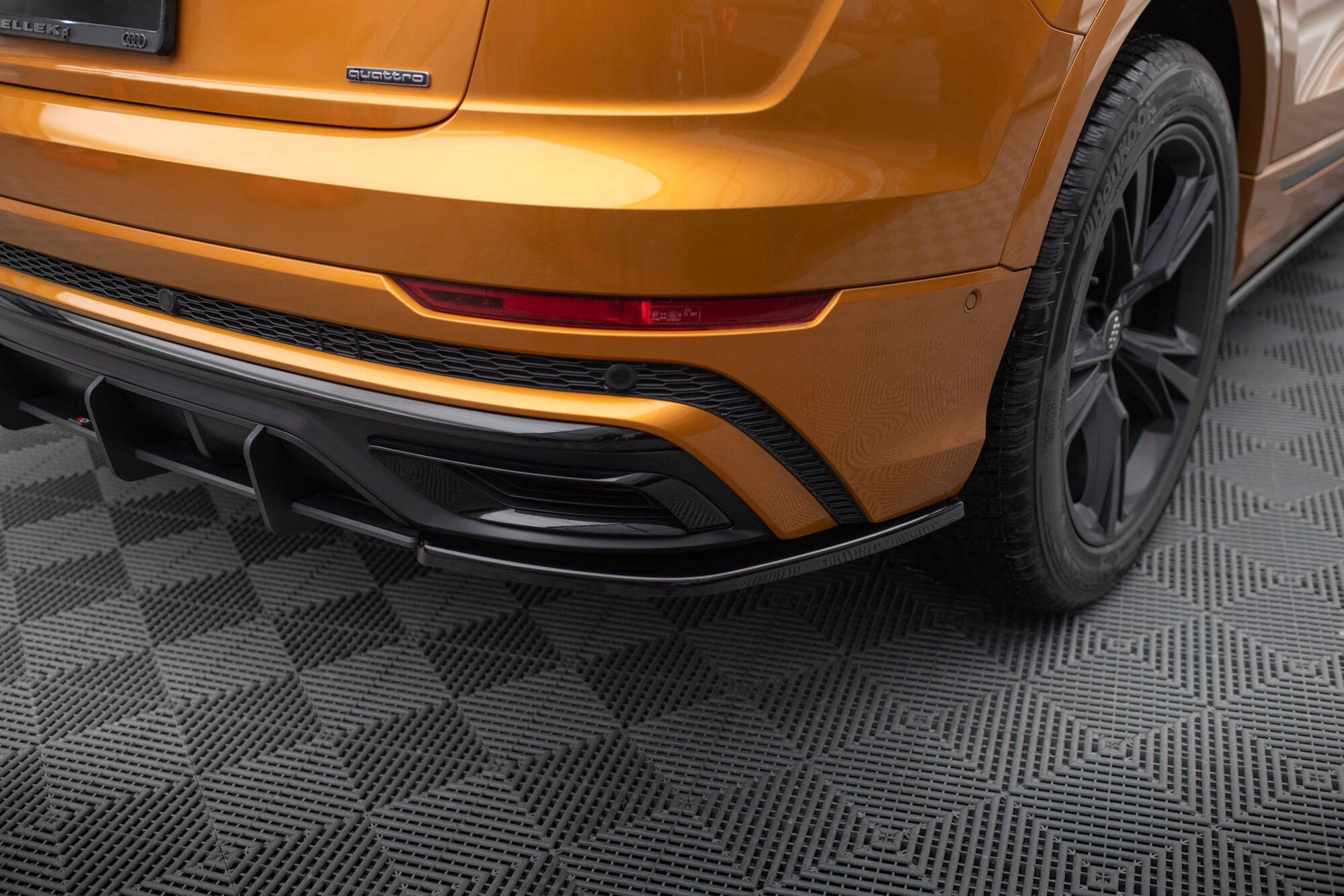 Rear Side Splitters Audi Q8 S-Line - 3