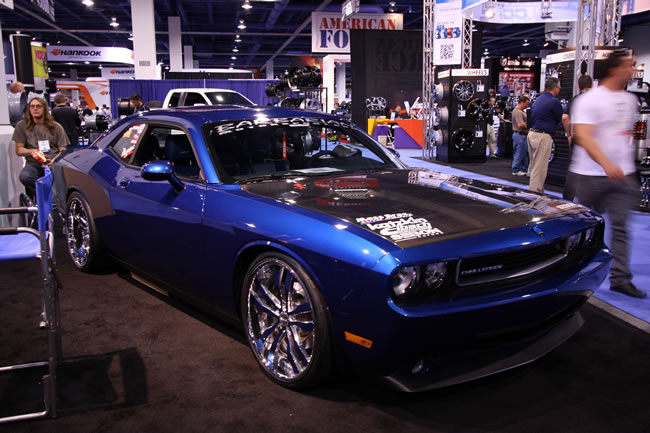 DODGE CHALLENGER 09-10 SEIBON OEM CARBON HOOD - 4