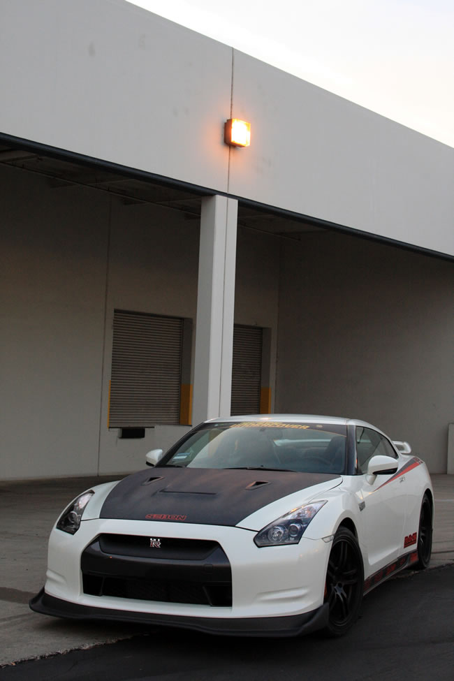 NISSAN GTR R35 09-10 SEIBON VSII CARBON HUV - 3