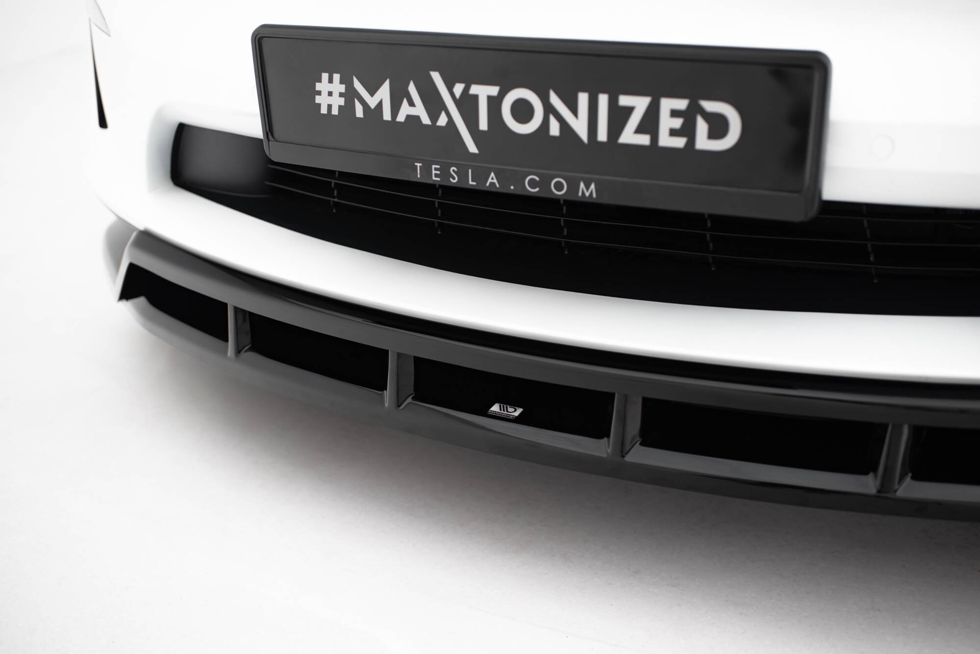 Front Splitter V.3 Tesla Model X Mk1 Facelift - 4