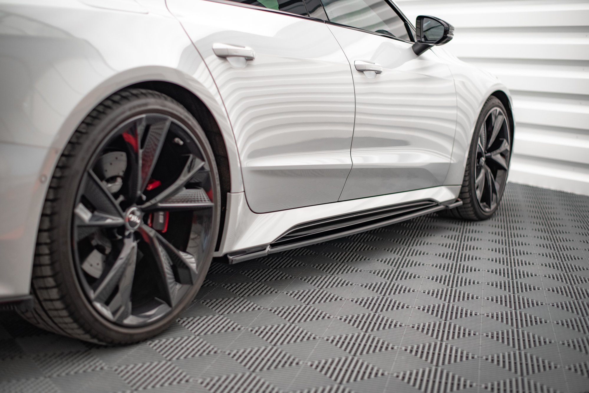 Side Skirts Splitters V.1 Audi RS6 C8 / RS7 C8 (2019-) - 3