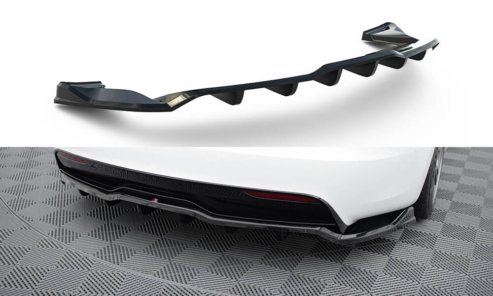 Central Rear Splitter (Vertical Bars) V.1 Tesla Model S Plaid Mk1 Facelift