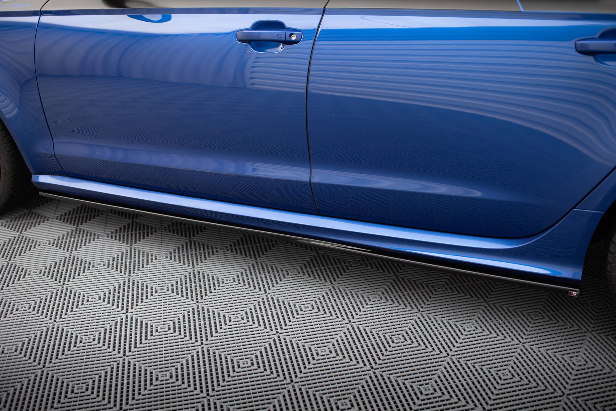 Side Skirts Diffusers V.2 Audi RS6 C7 - 3
