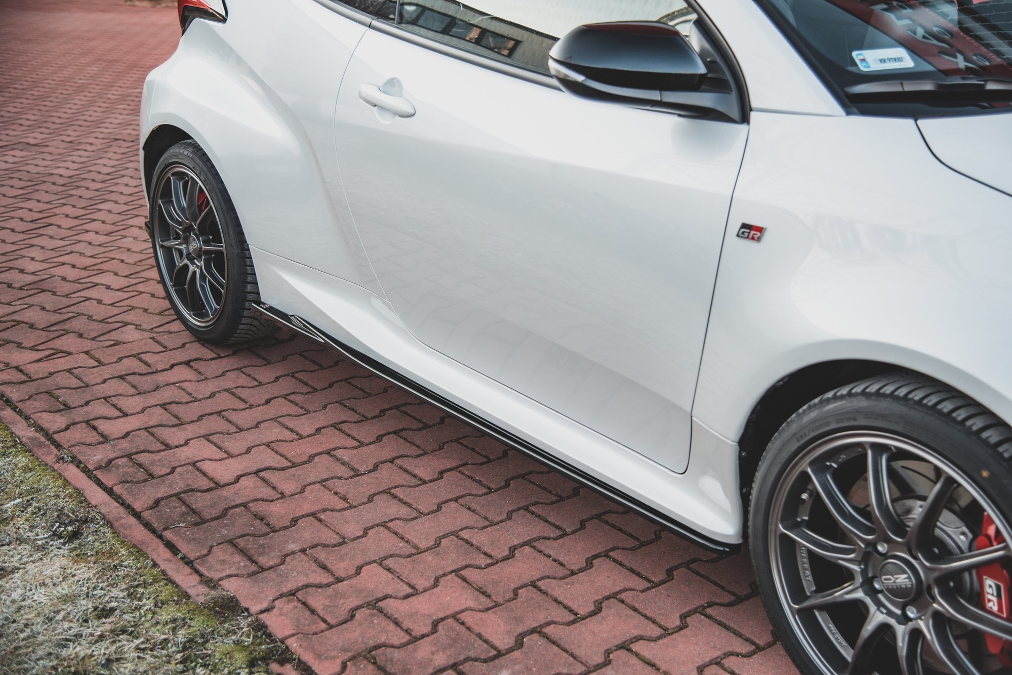 Side Skirts Diffusers V1 Toyota GR Yaris MK4 (2020-) - 2
