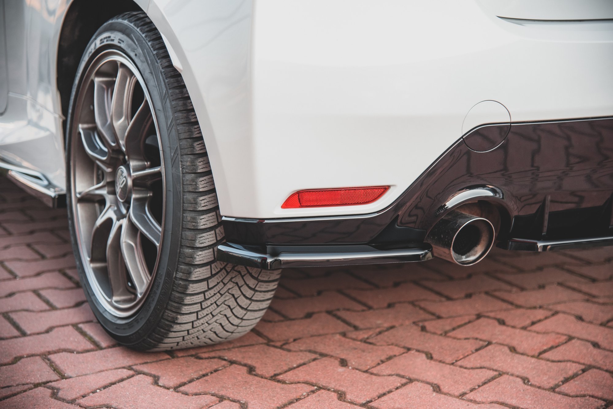 Rear Side Splitters V1 Toyota GR Yaris MK4 (2020-) - 2