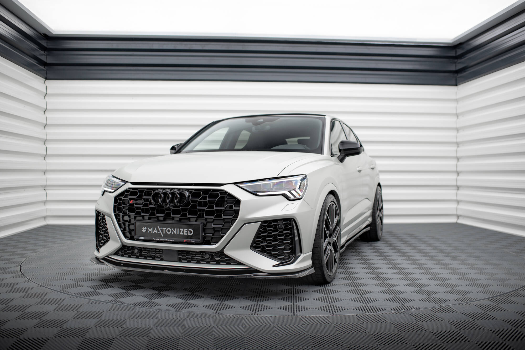 Front Splitter V.2 Audi RSQ3 F3 - 3