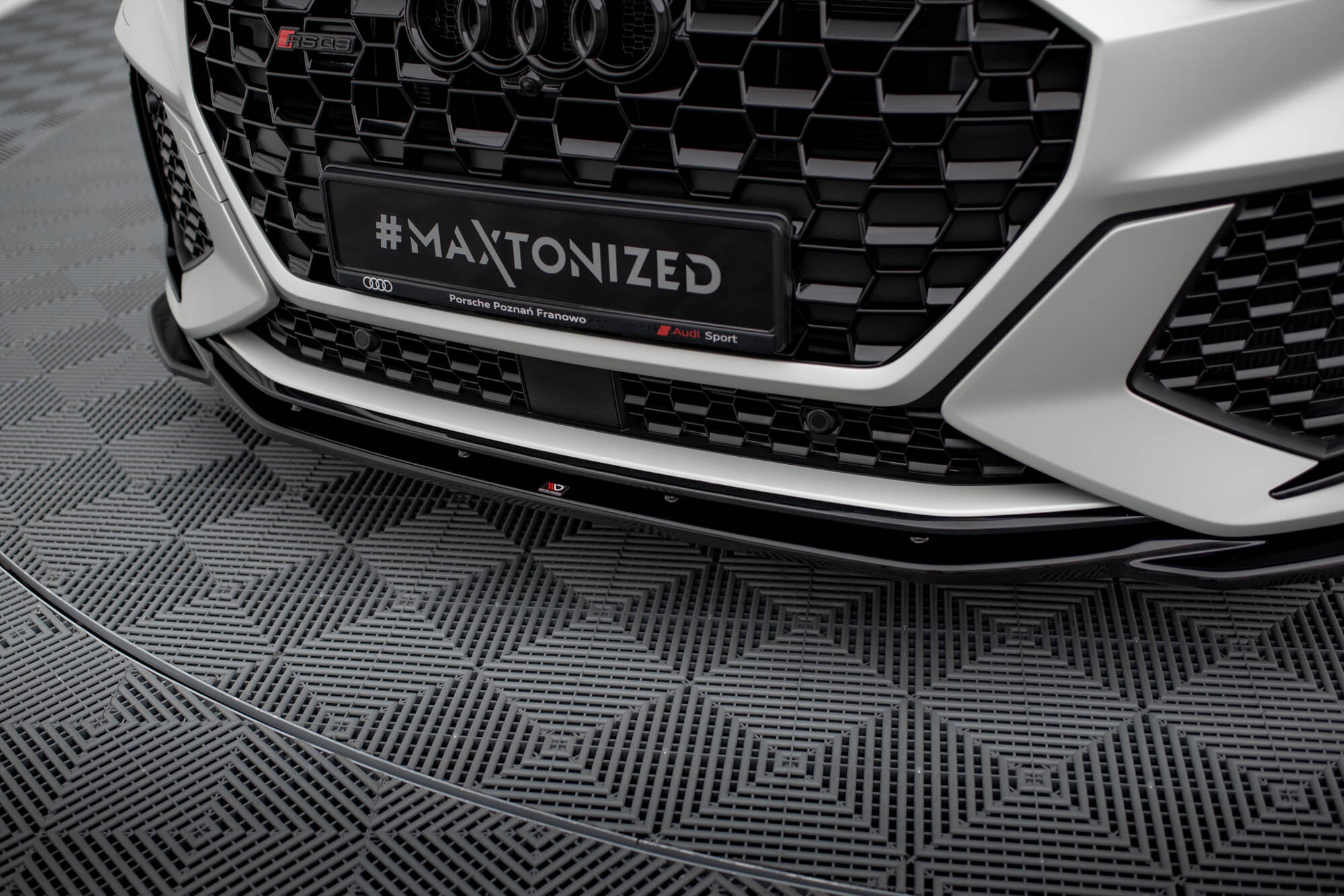 Front Splitter V.2 Audi RSQ3 F3 - 4
