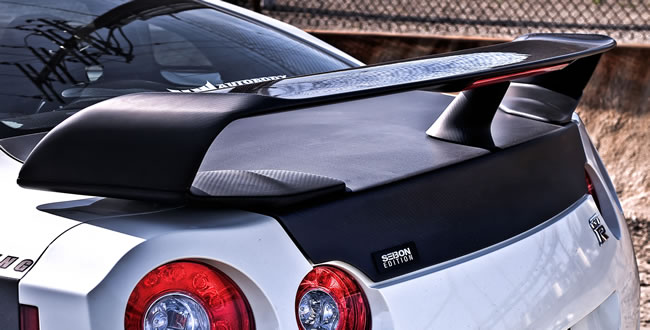 NISSAN GTR R35 09-10 SEIBON OEM CARBON TRUNKLID - 3