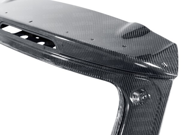 MAZDA 2  SEIBON OEM CARBON BAGAGELUCKA - 3