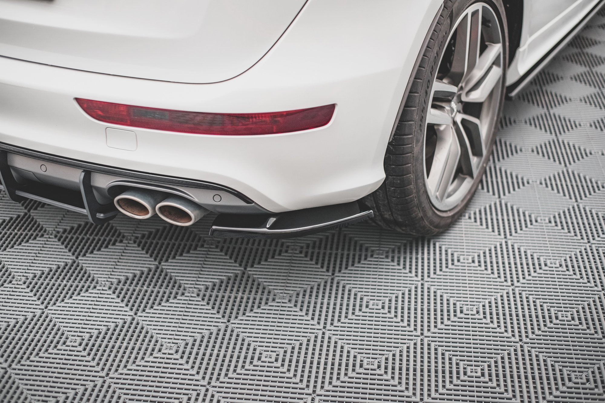 Rear Side Splitters Audi SQ5 Mk1 (8R) (2012-2017) - 2