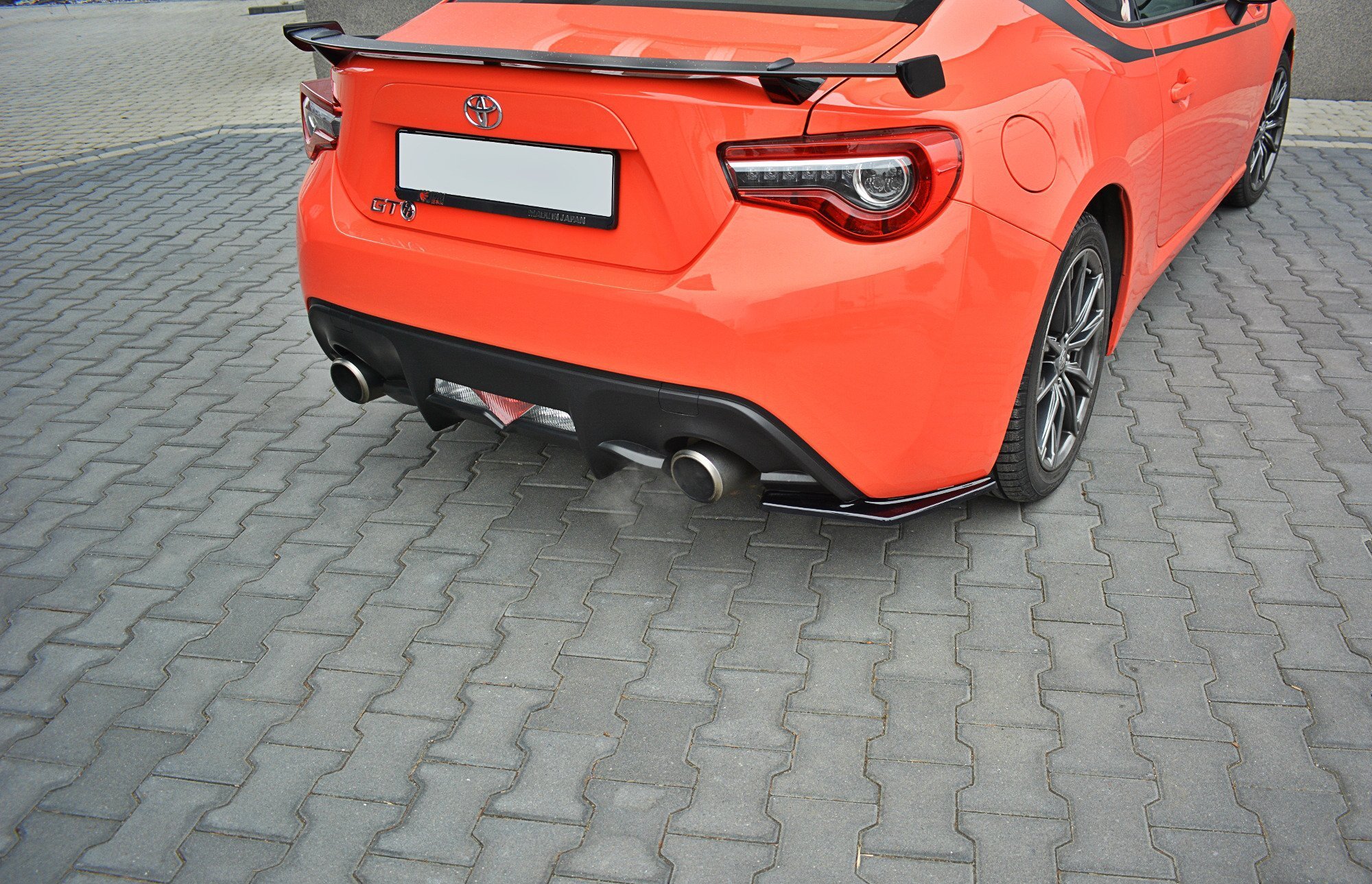 Rear Side Splitters V.1 Toyota GT86 Facelift - 4