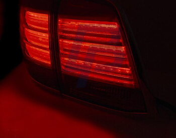 TOYOTA LAND CRUISER FJ200 07-15 RÖDA RÖKTONADE LED BAKLAMPOR