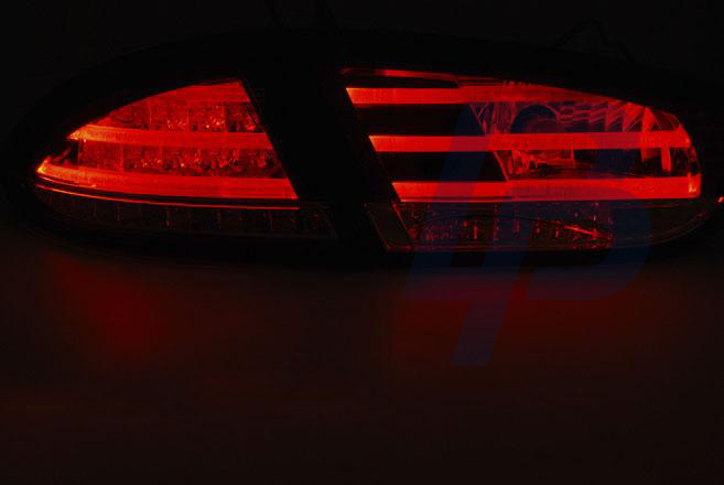 SEAT LEON 03.09-13 RED WHITE LED TAILLIGHTS - 3