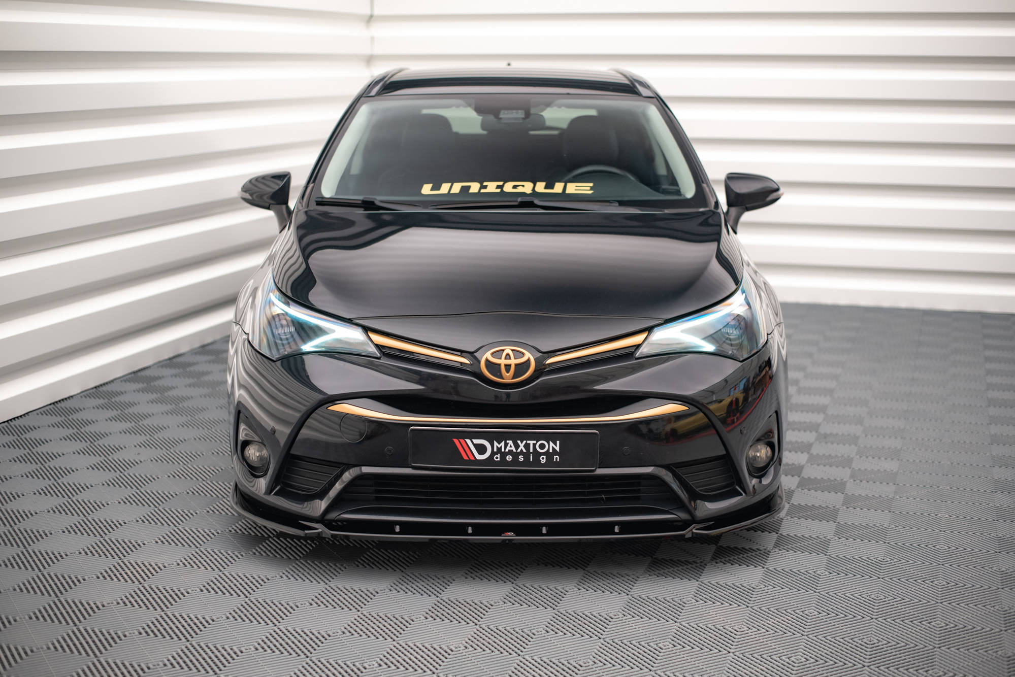 Front Splitter V.2 Toyota Avensis MK3.5 (2015-2018) - 3
