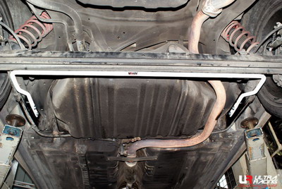 NISSAN CEFIRO 98-03 A33 ULTRARACING REAR SWAY BAR 19MM