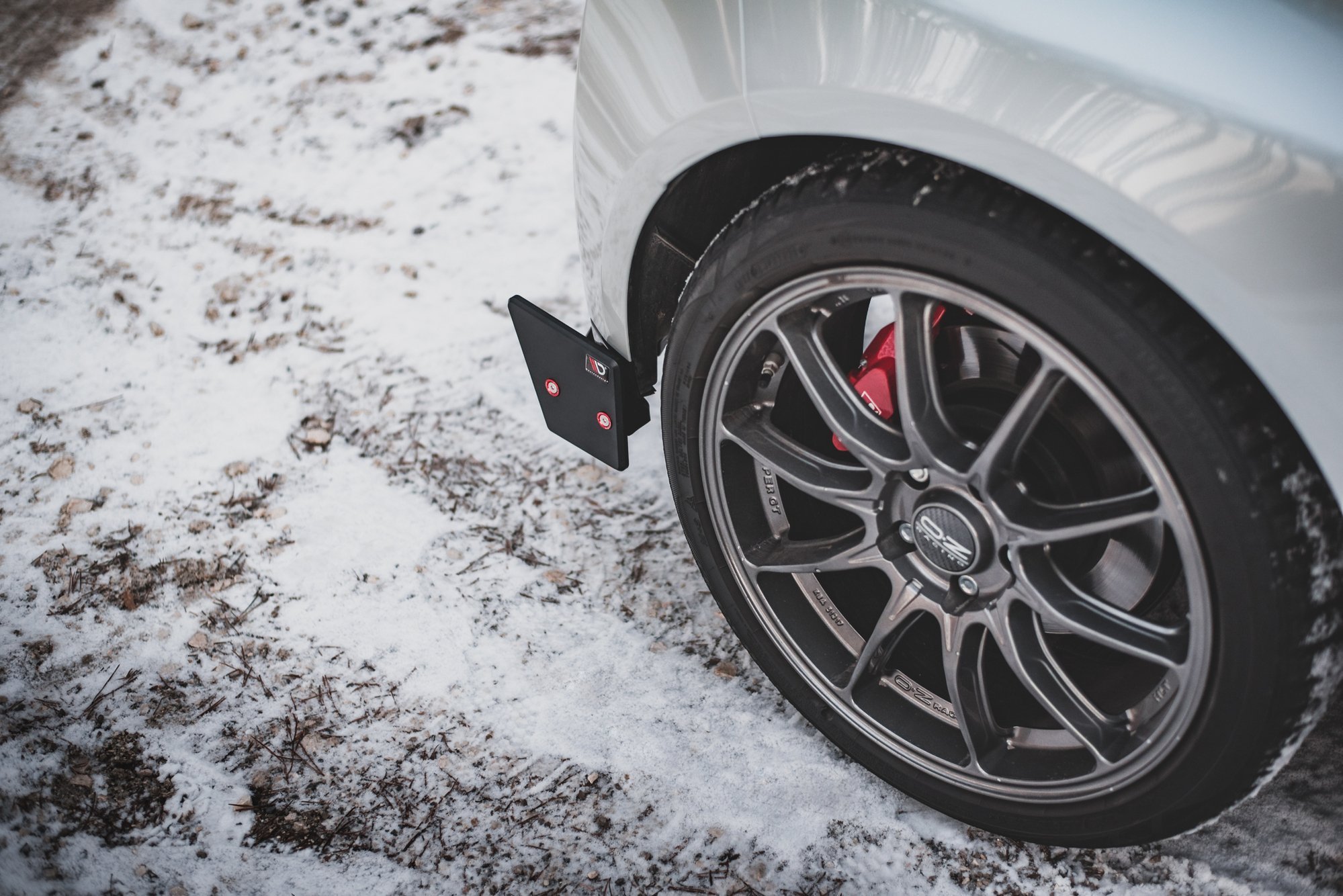 Rear Side Splitters V.2 + Flaps Toyota GR Yaris Mk4 - 5