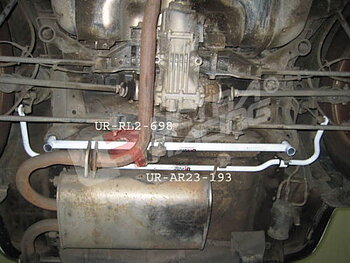 NISSAN X TRAIL 01-07 ULTRARACING 2-POINT REAR LOWER TIEBAR
