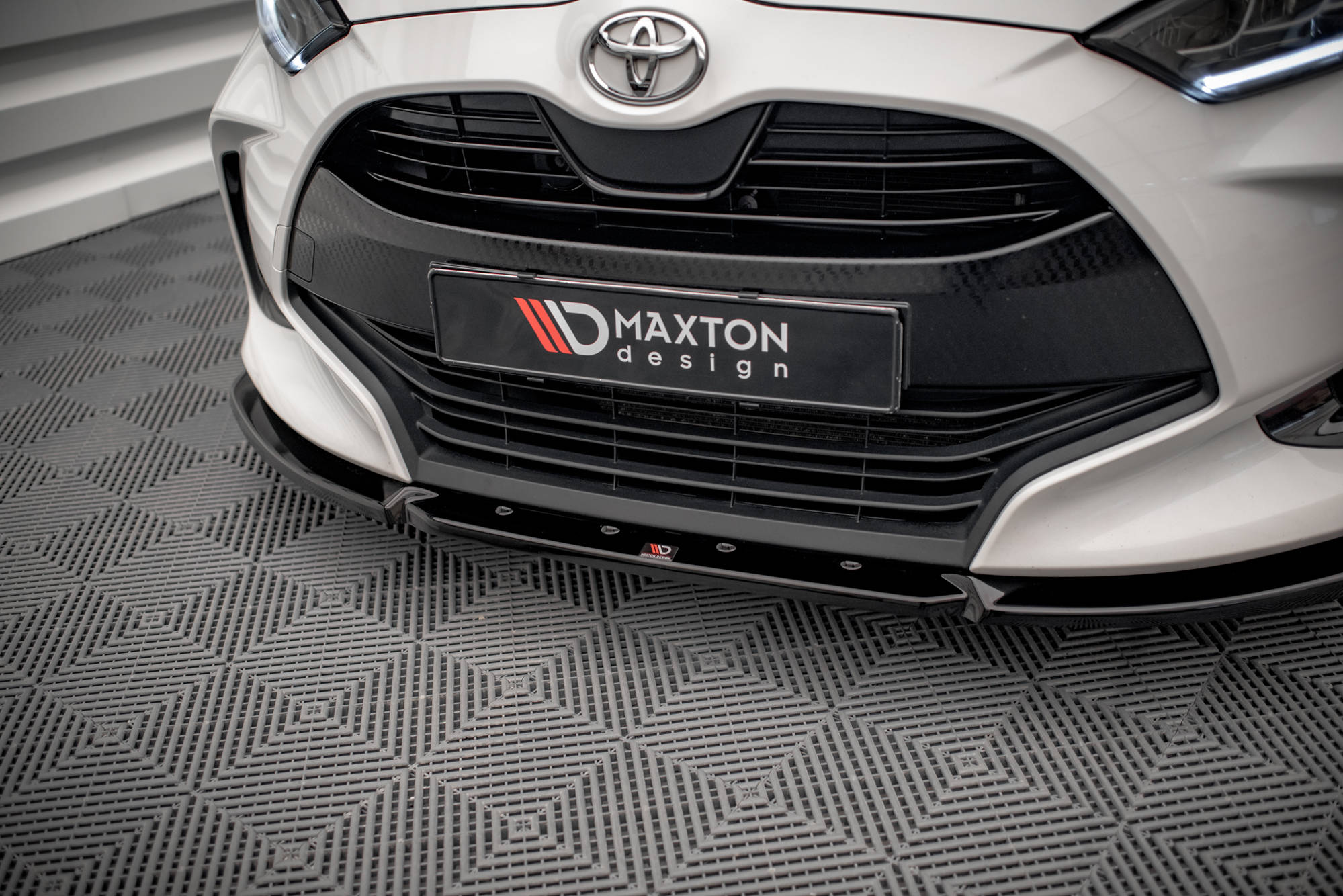 Front Splitter V.2 Toyota Yaris Mk4 - 3