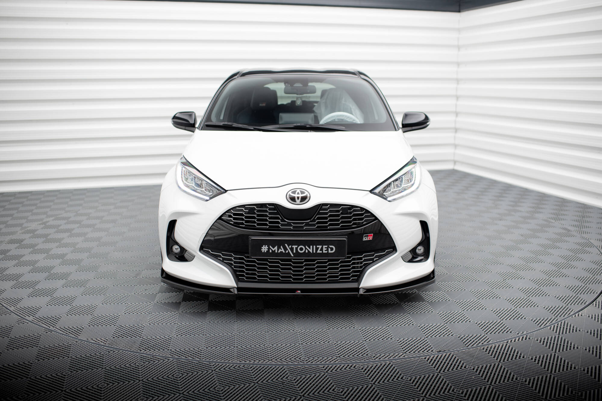 Front Splitter V.3 Toyota Yaris Mk4 - 2