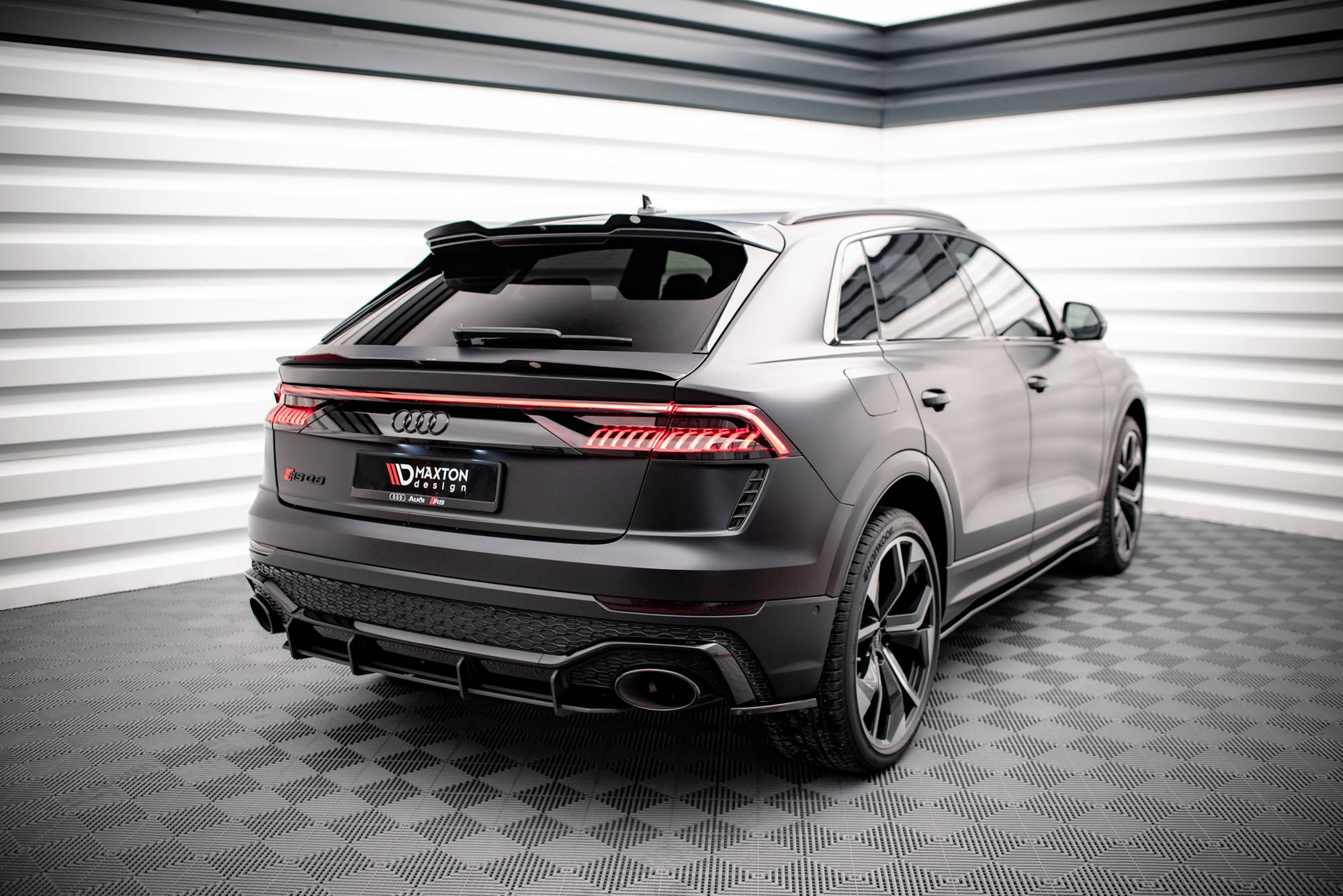 Side Skirts Diffusers Audi RSQ8 MK1 - 2