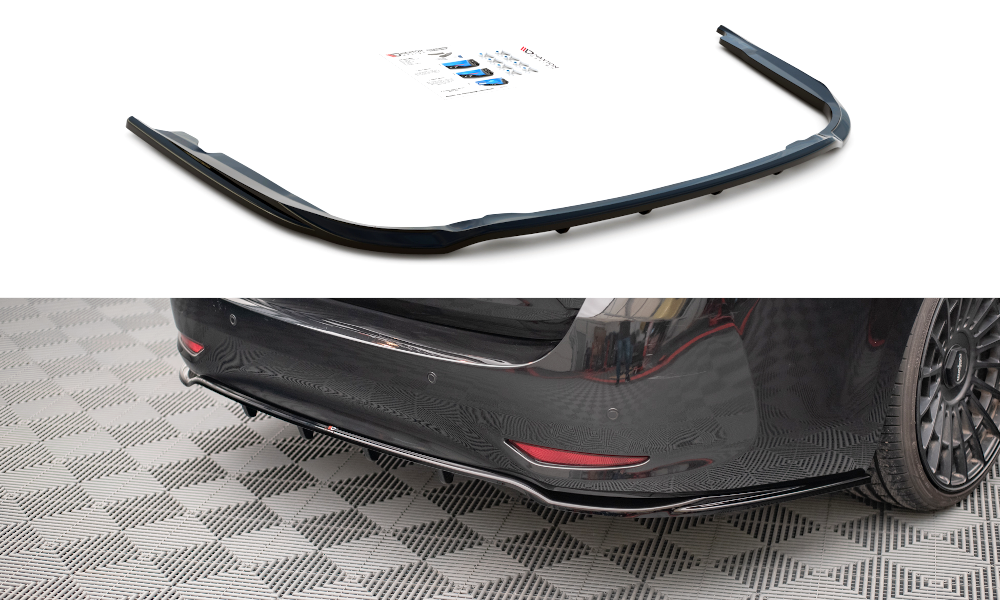 Central Rear Splitter (Vertical Bars) Toyota Avensis Wagon Mk3 Facelift