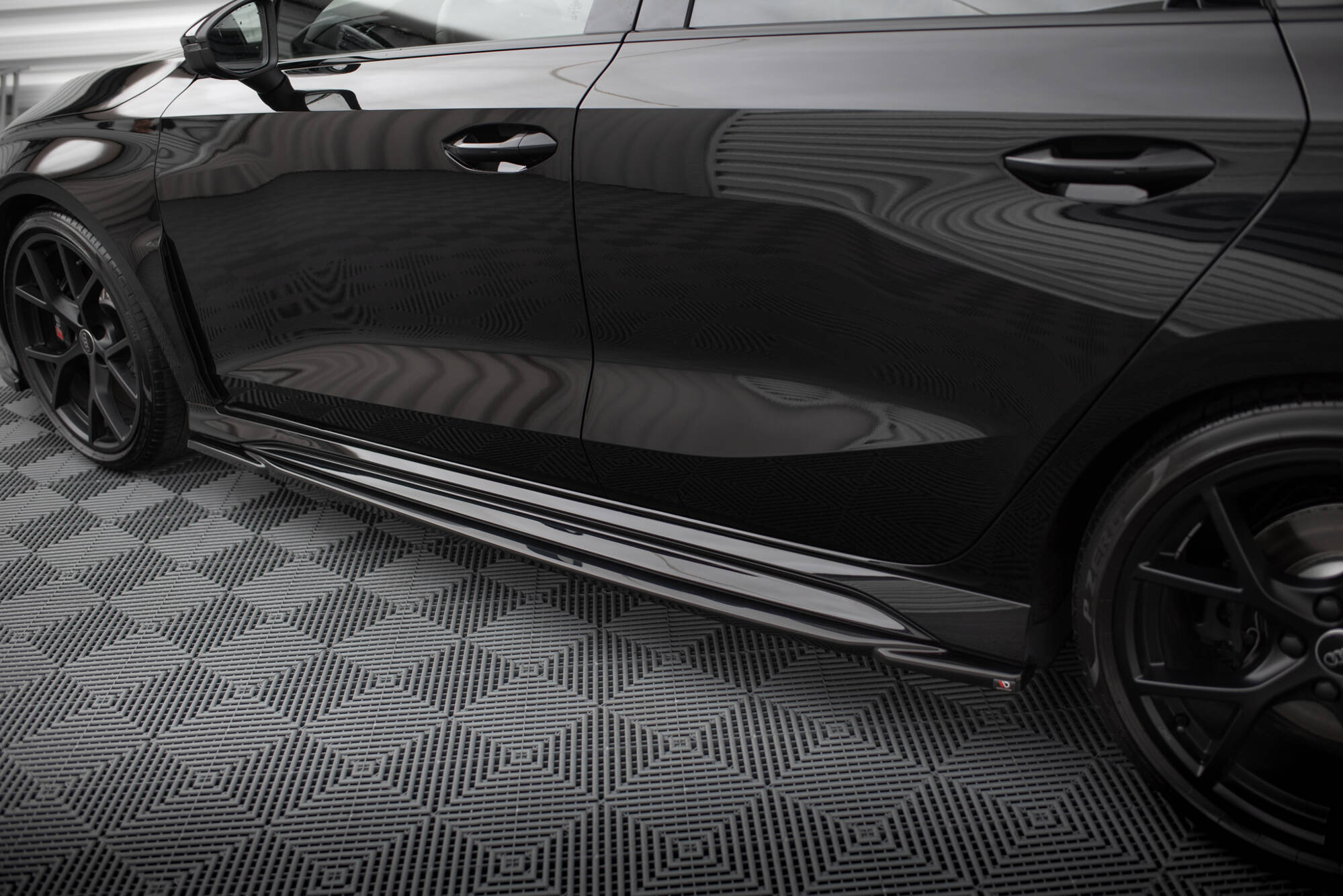 Side Skirts Diffusers Audi RS3 8Y - 5