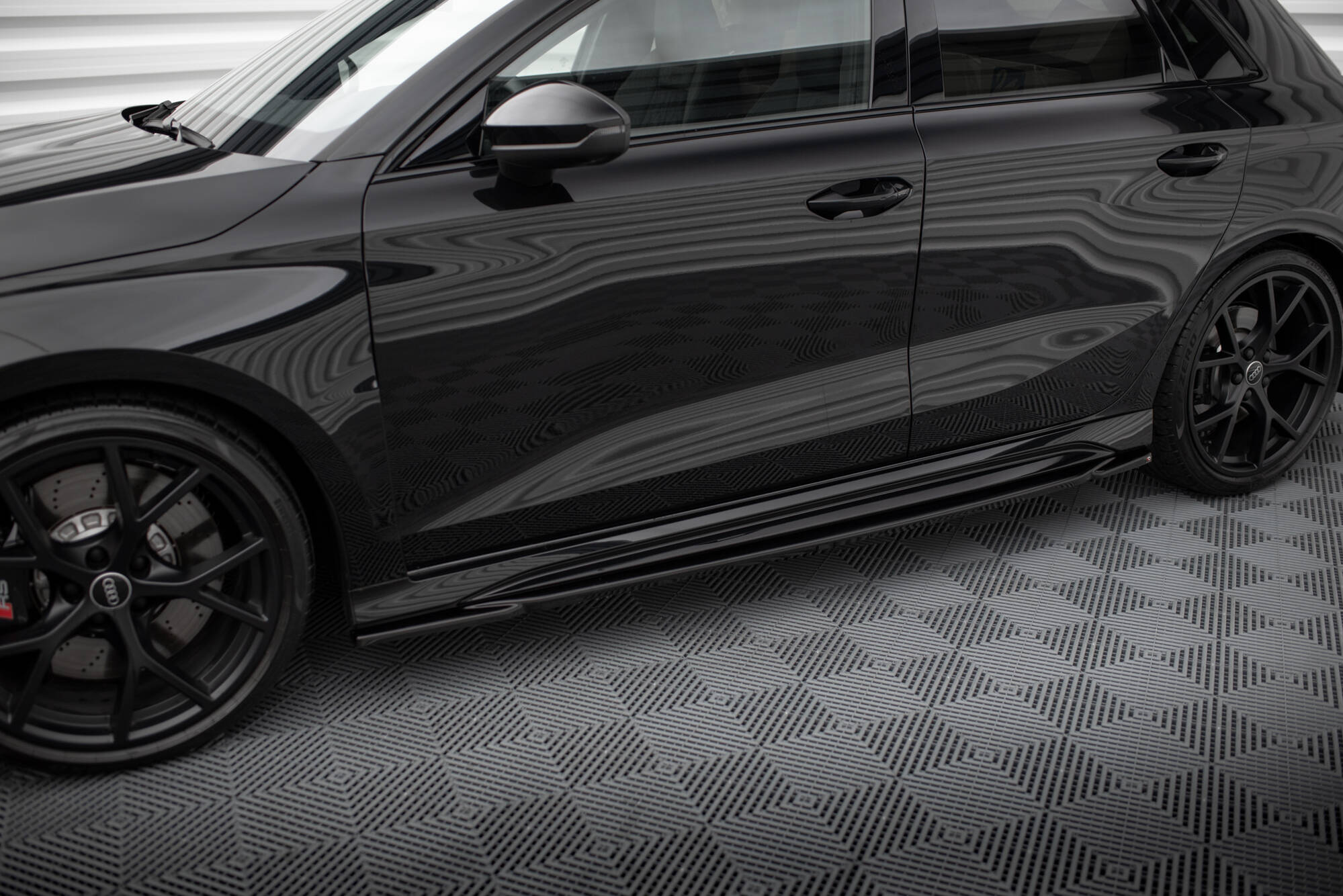 Side Skirts Diffusers Audi RS3 8Y - 7