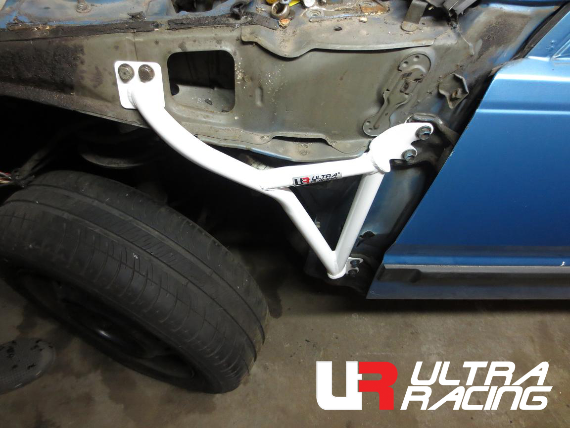 TOYOTA STARLET EP70/72 ULTRARACING 3-POINT FENDER BRACKETS - 2