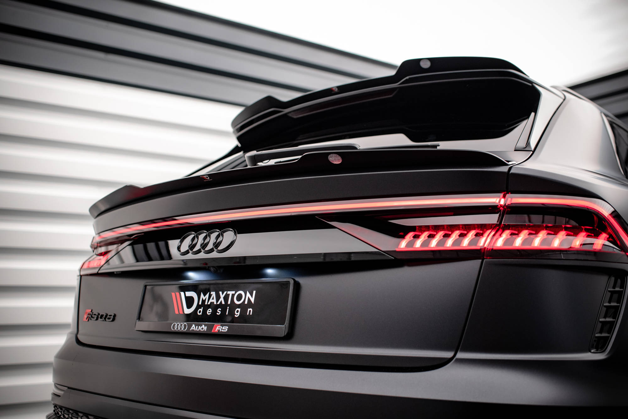 Lower Spoiler CAP Audi RSQ8 MK1 - 3