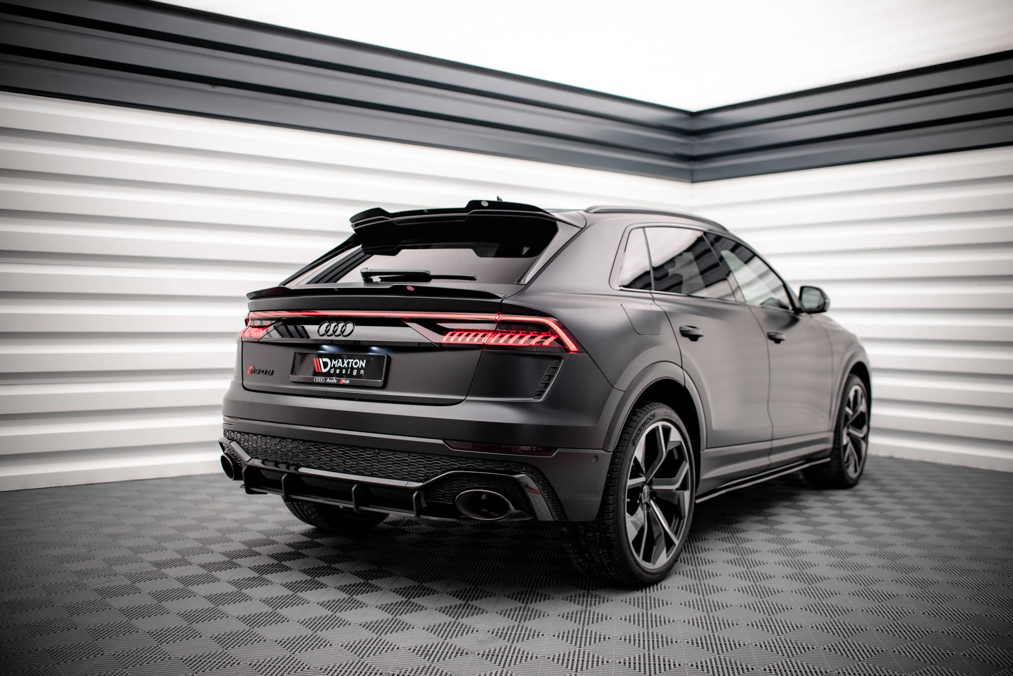 Upper Spoiler CAP Audi RSQ8 MK1 - 3