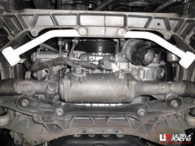 LEXUS LS 430 06+ ULTRARACING 2-POINT FRONT LOWER BAR 1690