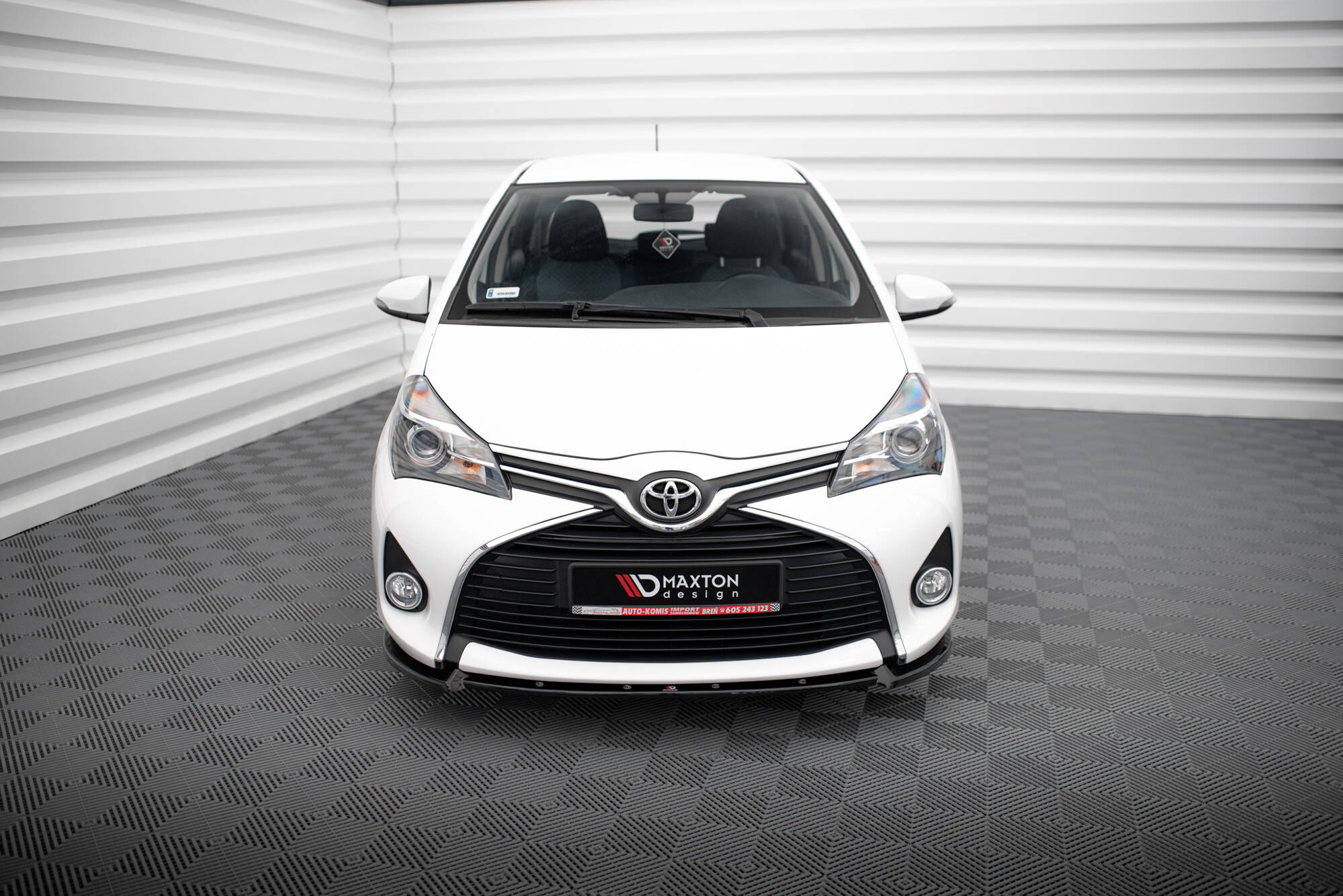Front Splitter Toyota Yaris Mk3 Facelift - 2