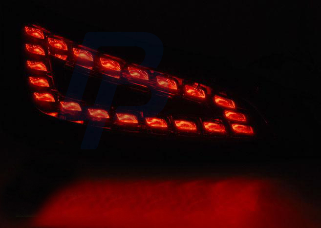 AUDI Q5 08-12 RÖKTONADE LED BAKLAMPOR - 3