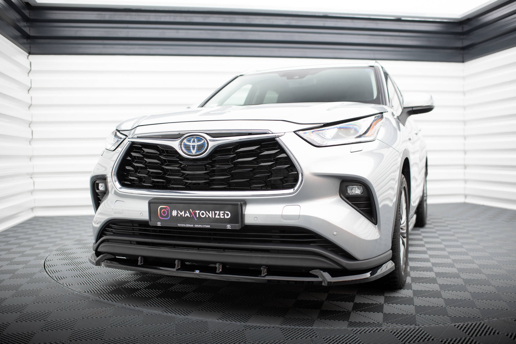 Front Splitter Toyota Highlander Mk4 - 3