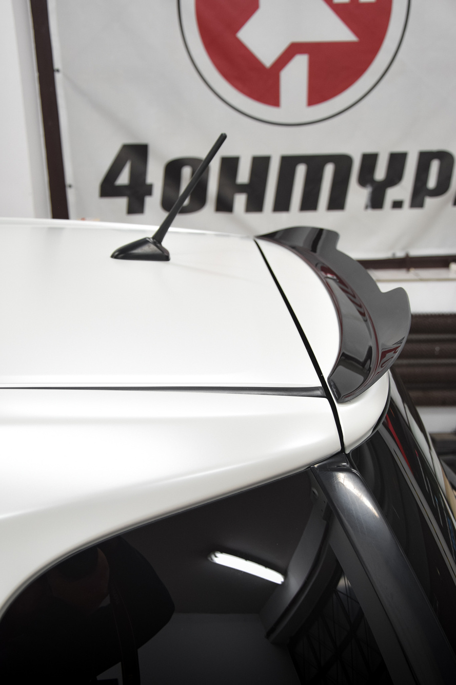 Spoiler CAP Toyota IQ - 3