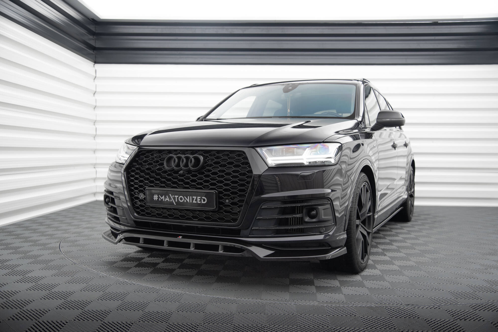 Front Splitter V.2 Audi SQ7 / Q7 S-Line Mk2 - 3